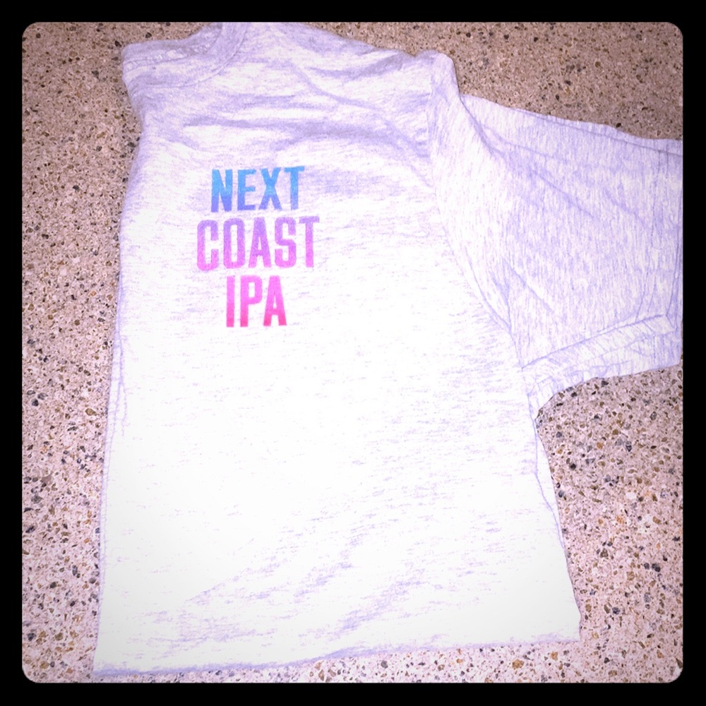 Goose Island tee 3 XL and 1 Medium
